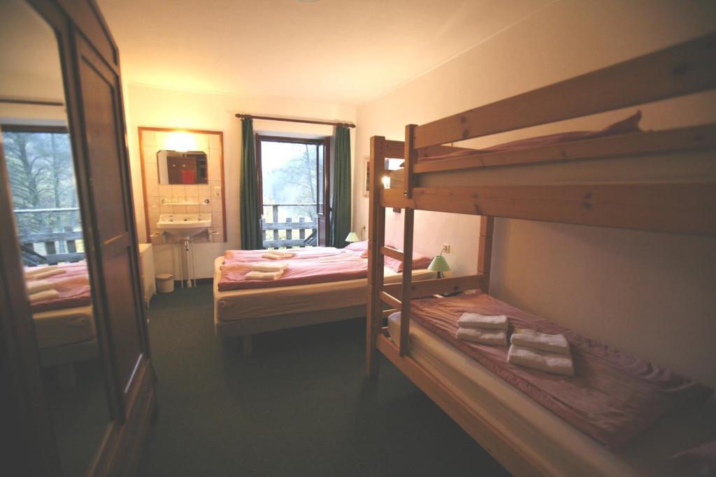 Hotel Gai-Sejour La Roche-en-Ardenne Zimmer foto